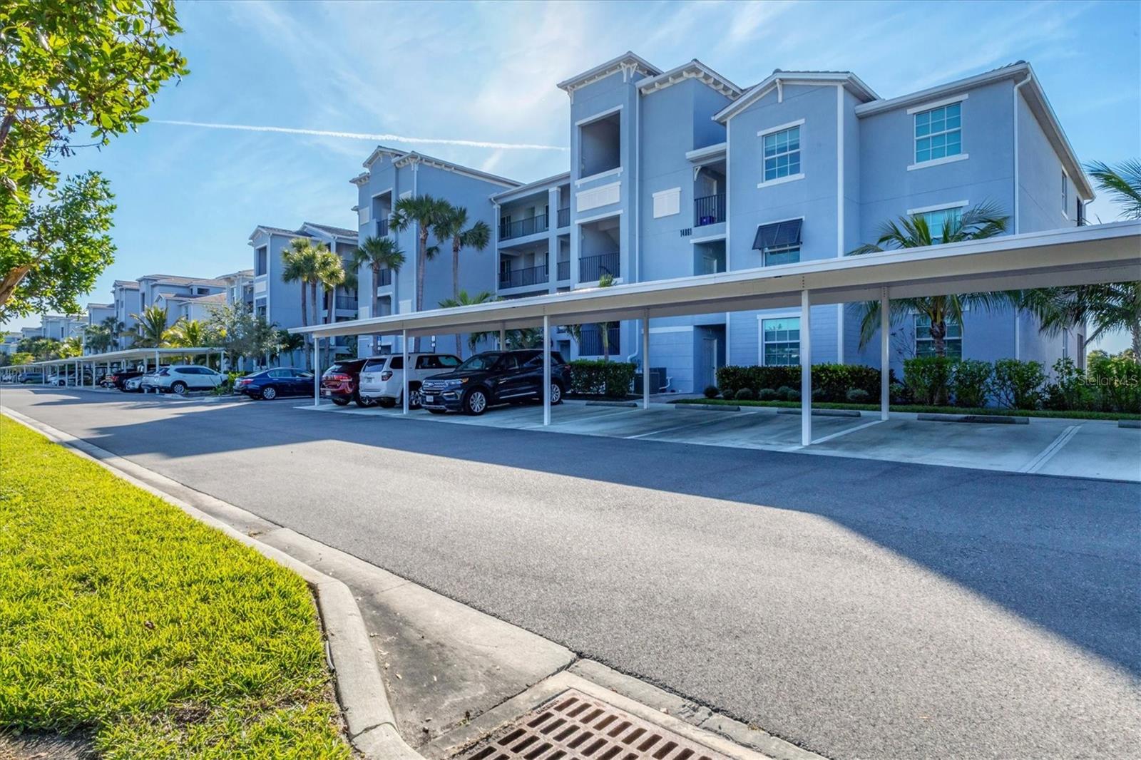 14061 HERITAGE LANDING BLVD #415