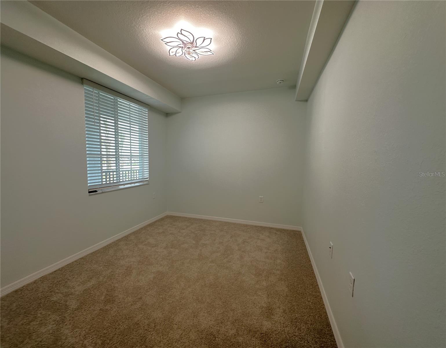14211 HERITAGE LANDING BLVD #1422