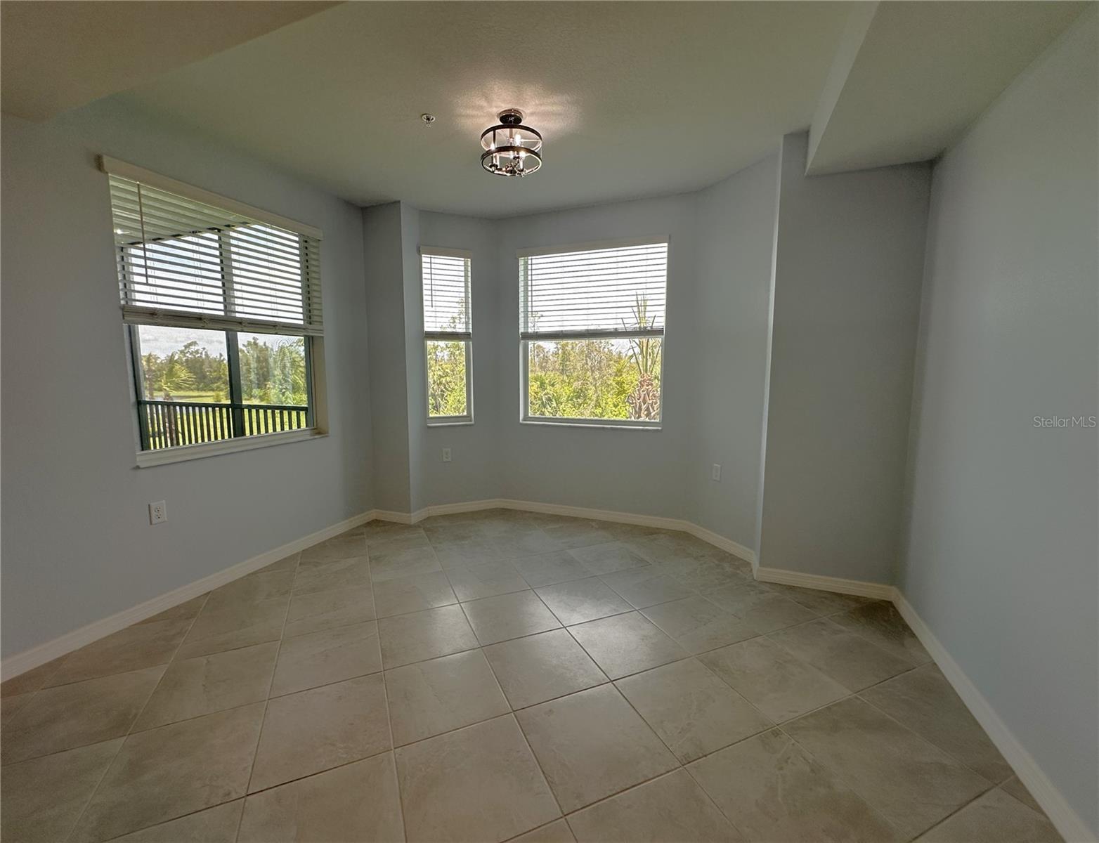 14211 HERITAGE LANDING BLVD #1422