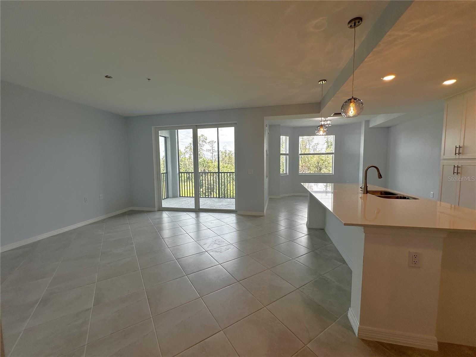 14211 HERITAGE LANDING BLVD #1422