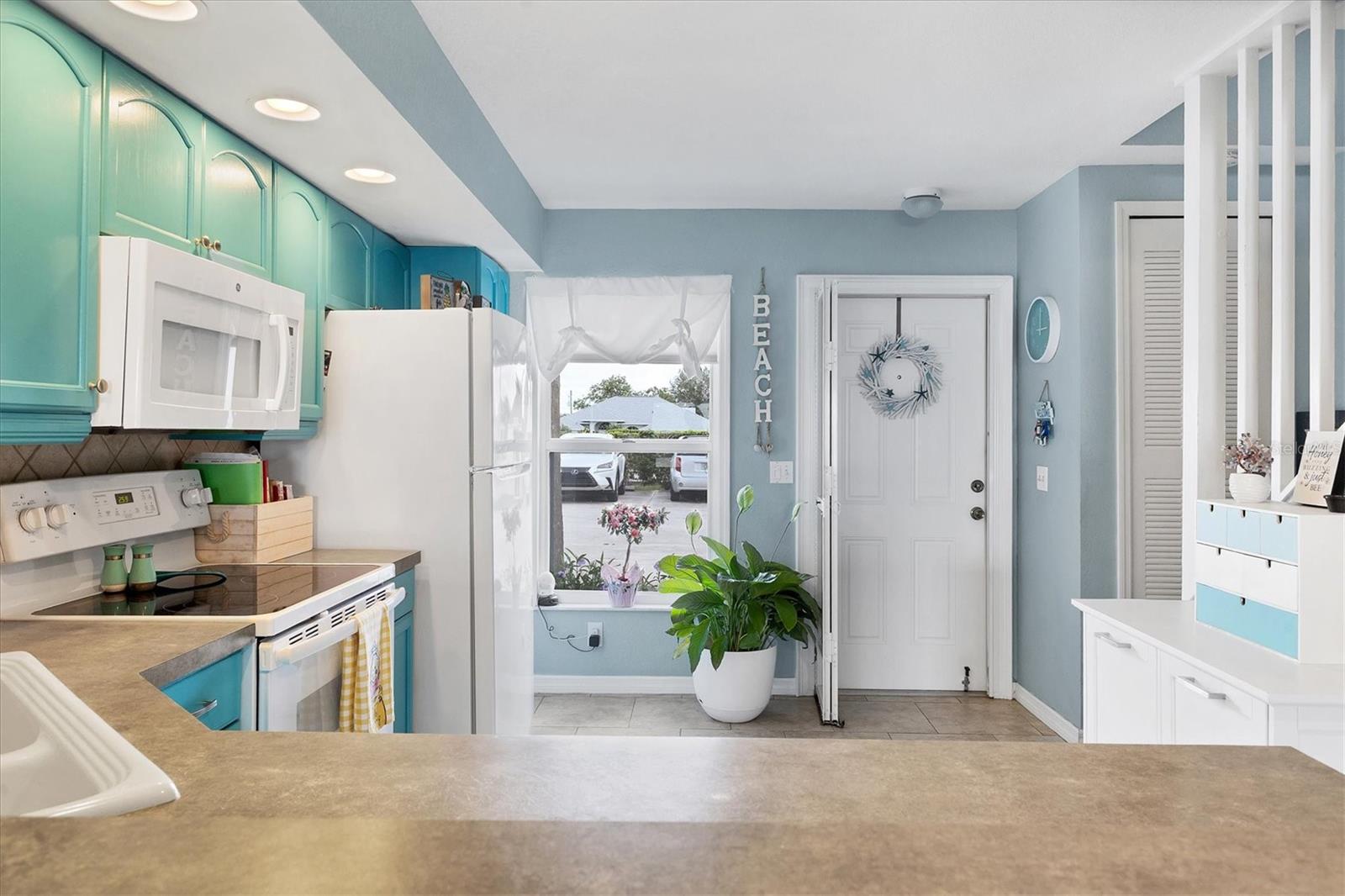 26310 RAMPART BLVD #504