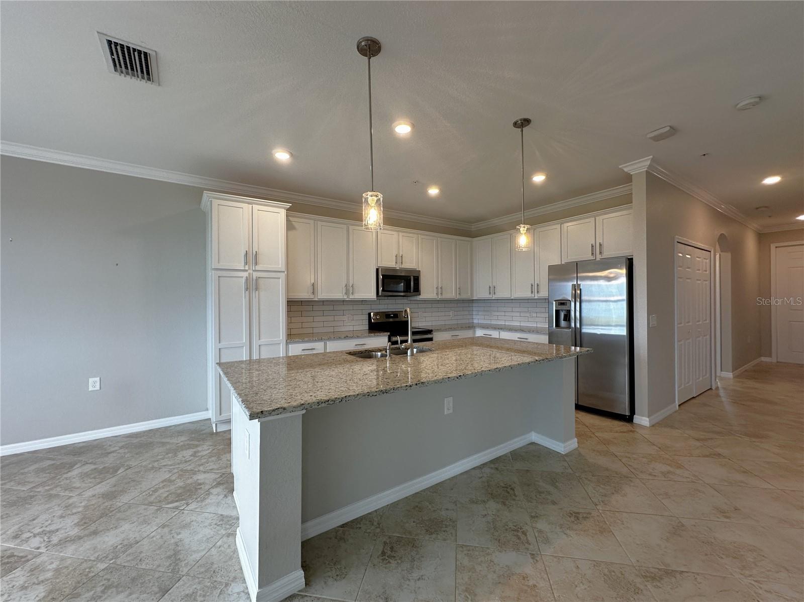 14071 HERITAGE LANDING BLVD #342