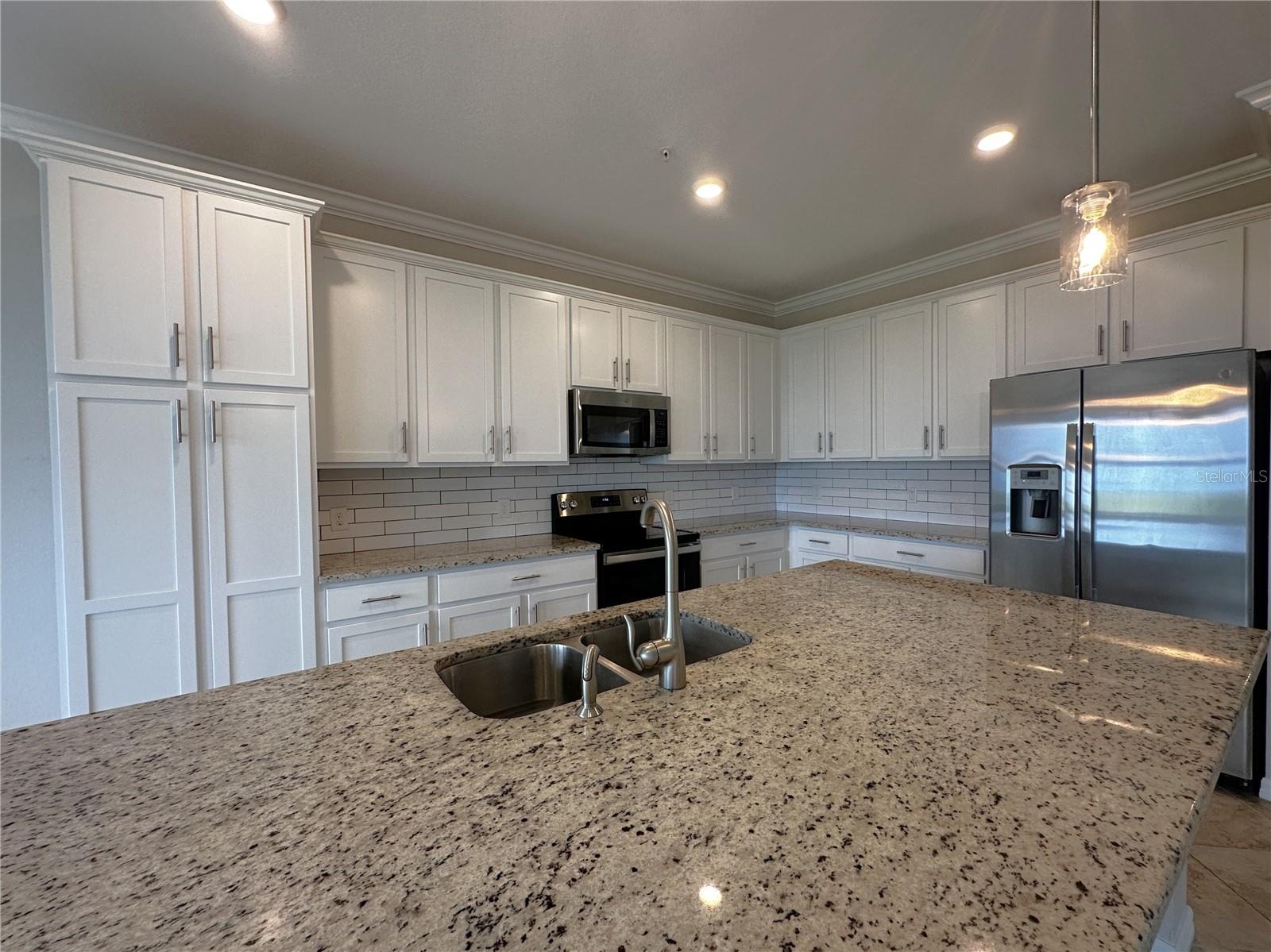 14071 HERITAGE LANDING BLVD #342