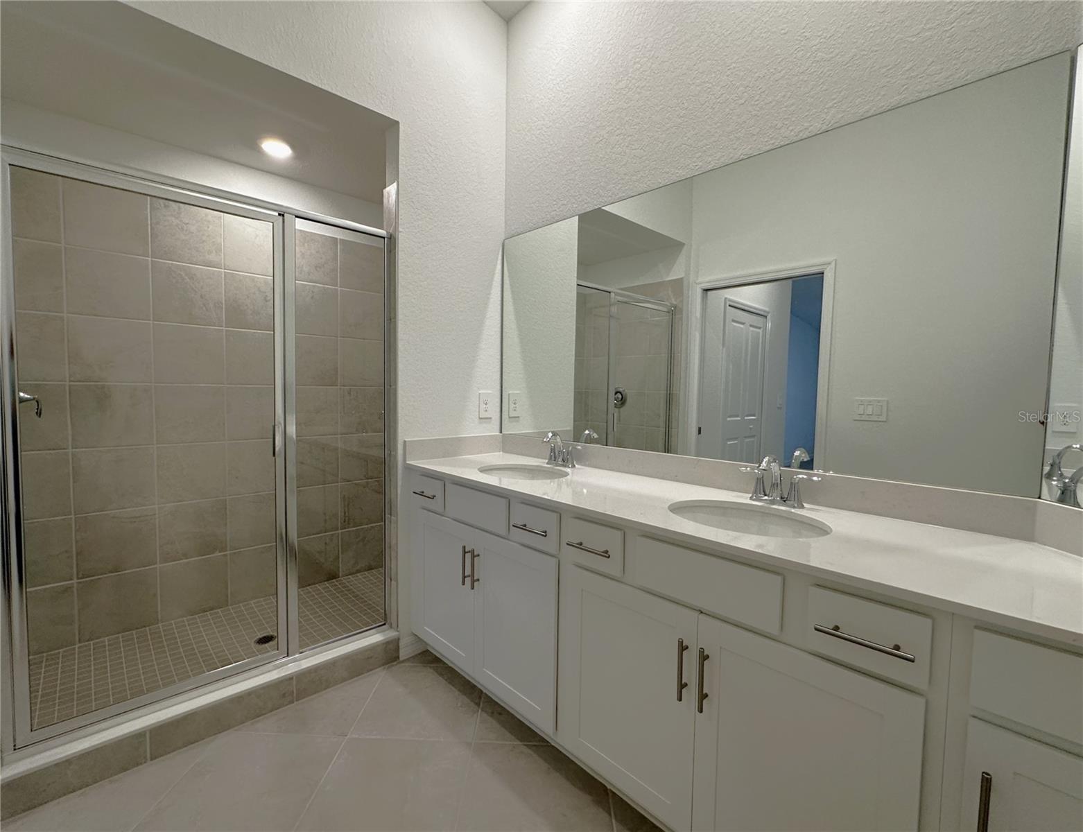 14271 HERITAGE LANDING BLVD #1523