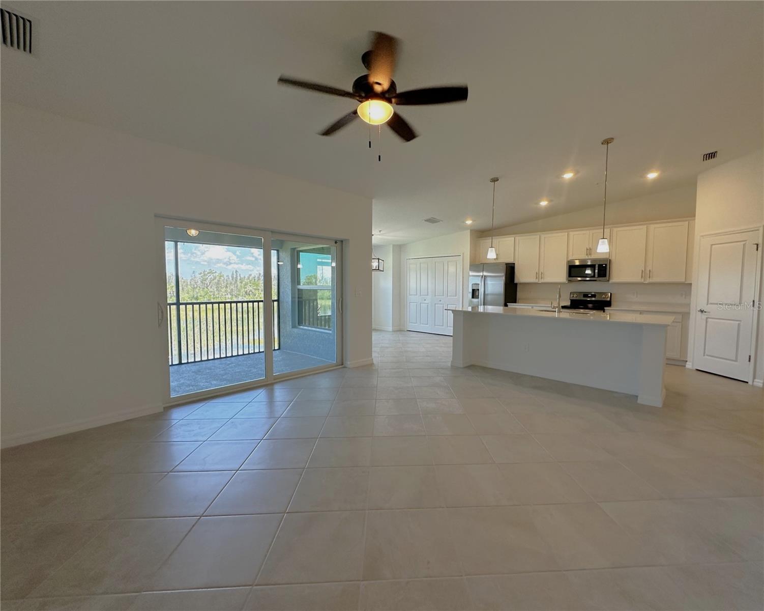 14271 HERITAGE LANDING BLVD #1523