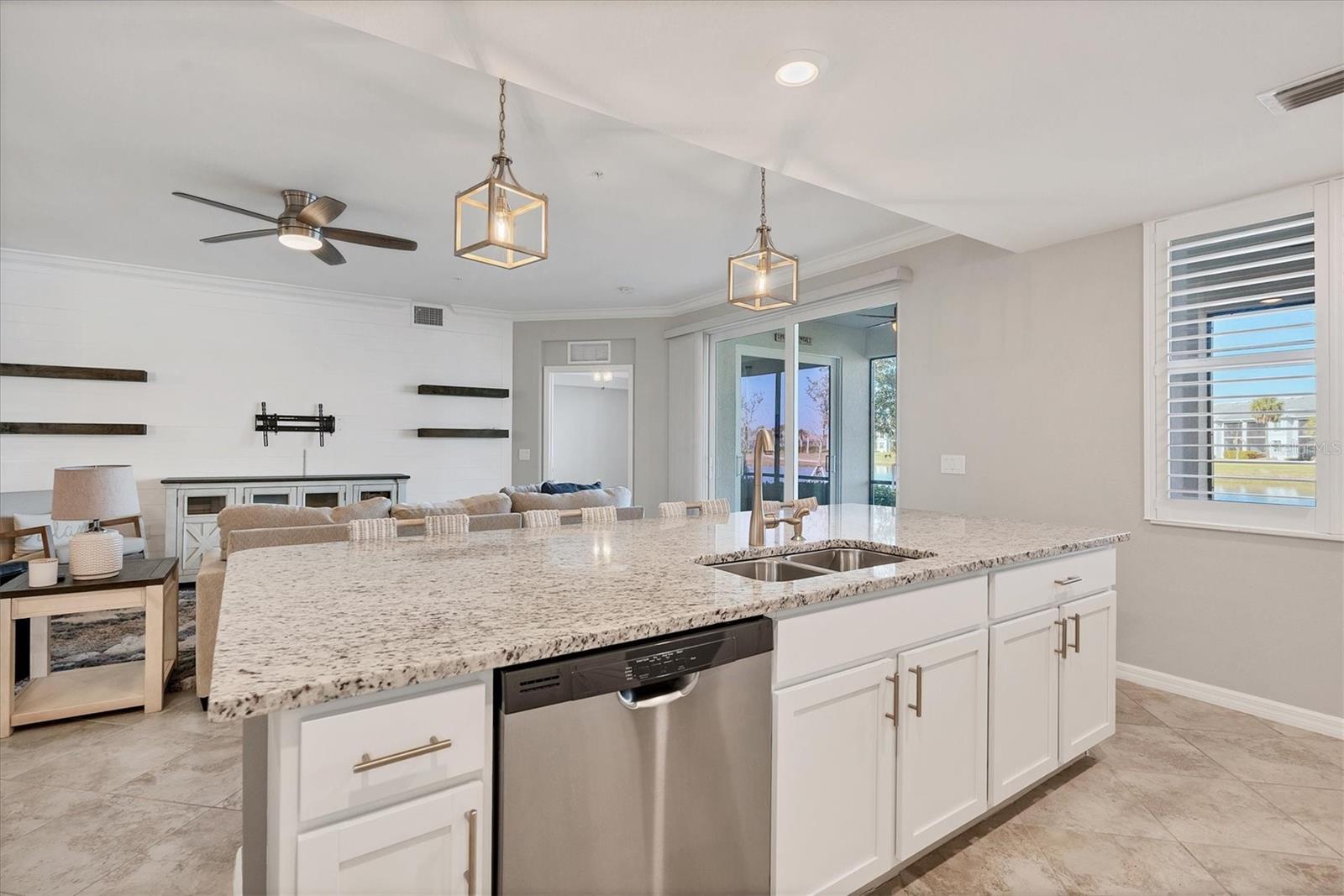 14025 BLACK BEAUTY DR #412