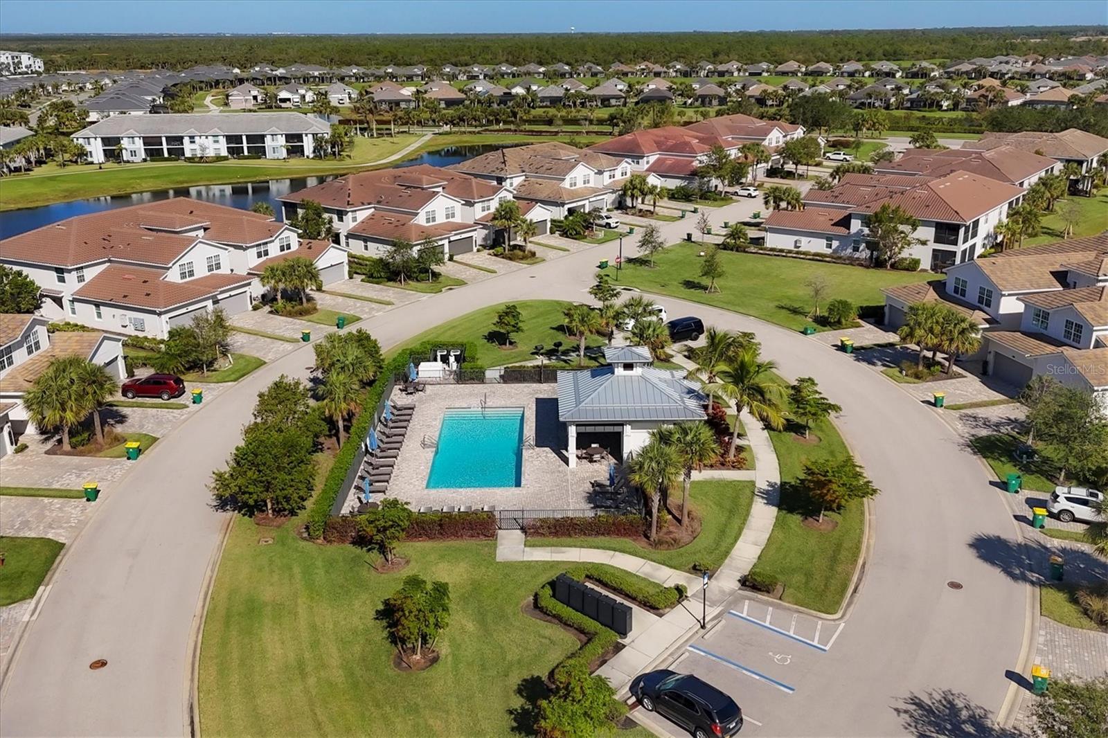 14025 BLACK BEAUTY DR #412