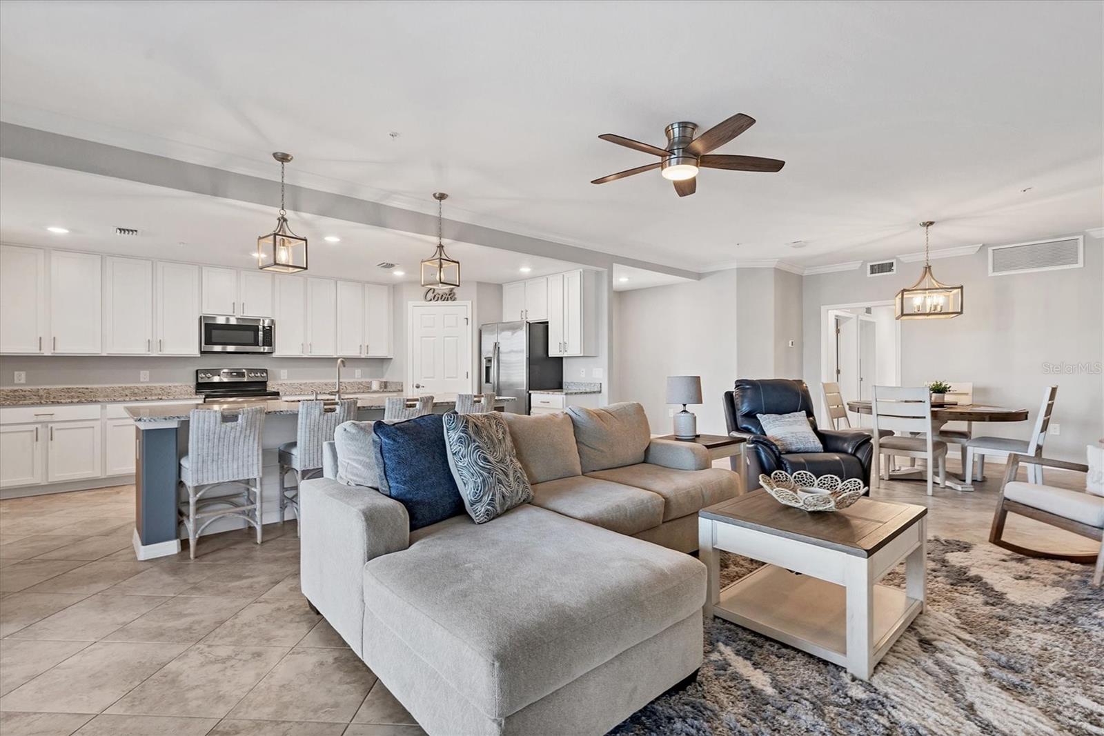 14025 BLACK BEAUTY DR #412