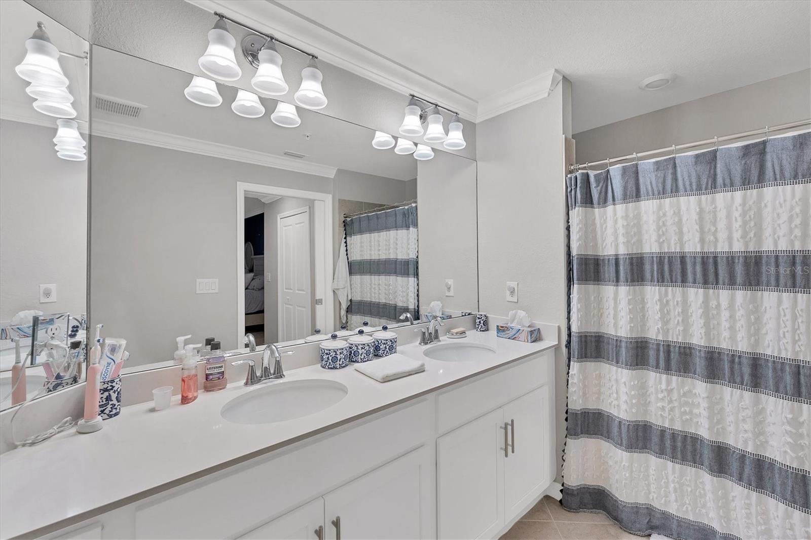 14184 HERITAGE LANDING BLVD #516