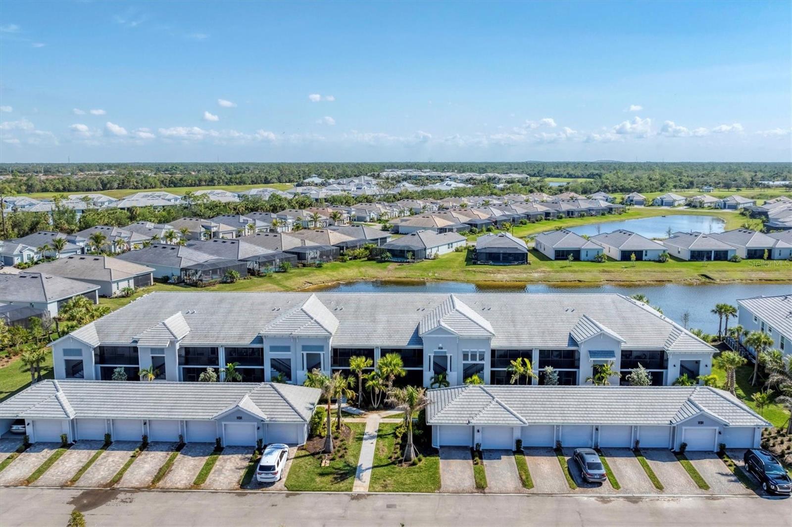 14184 HERITAGE LANDING BLVD #516