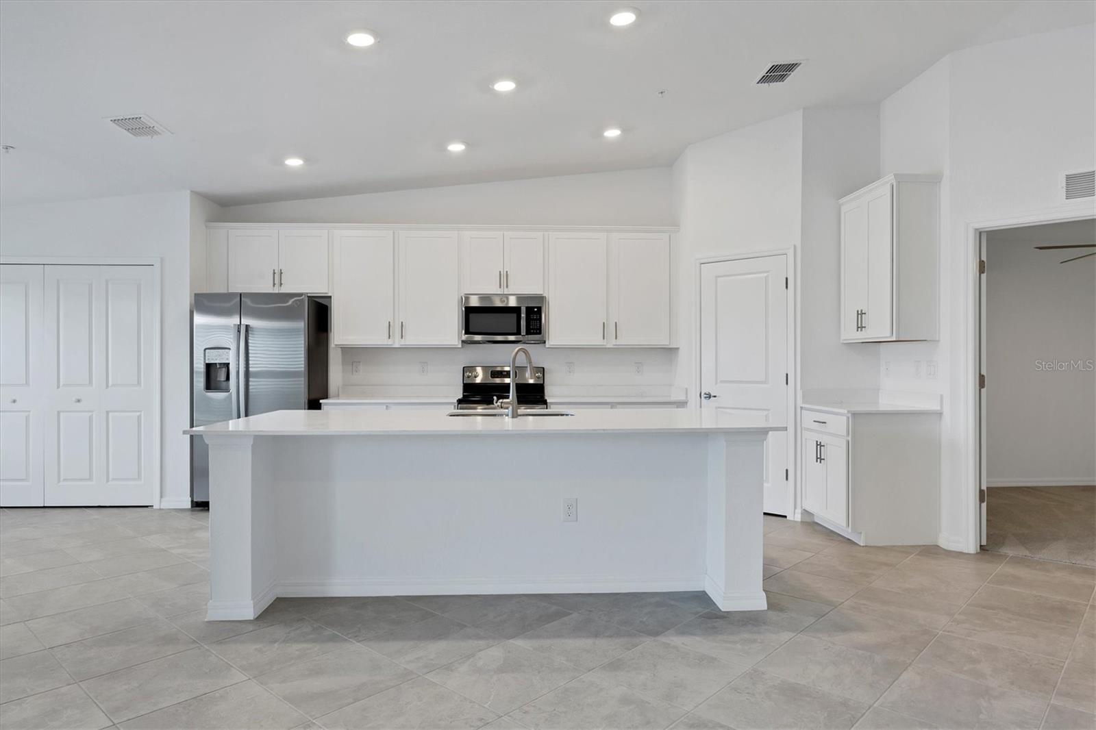 12470 WELLEN GOLF ST #203