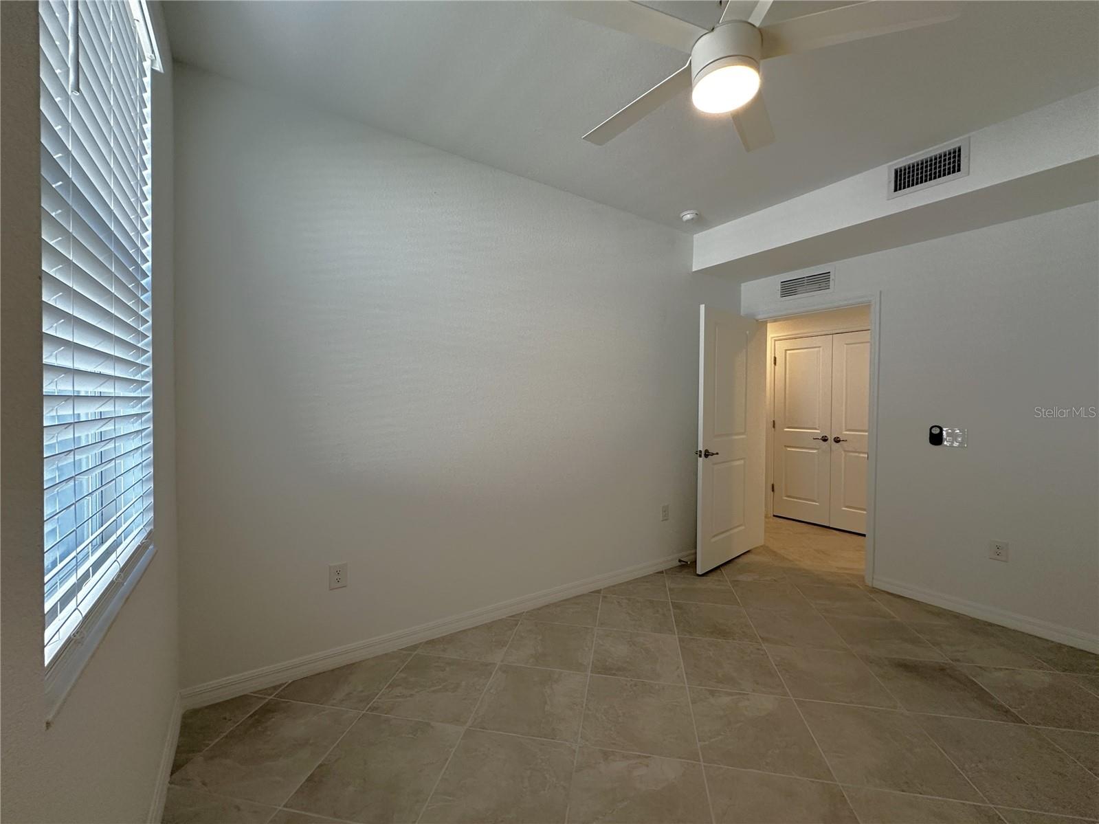 14149 POPPY FIELD LOOP #6012