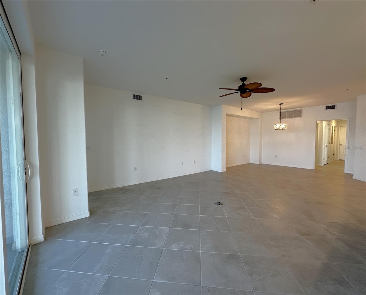 14149 POPPY FIELD LOOP #6012