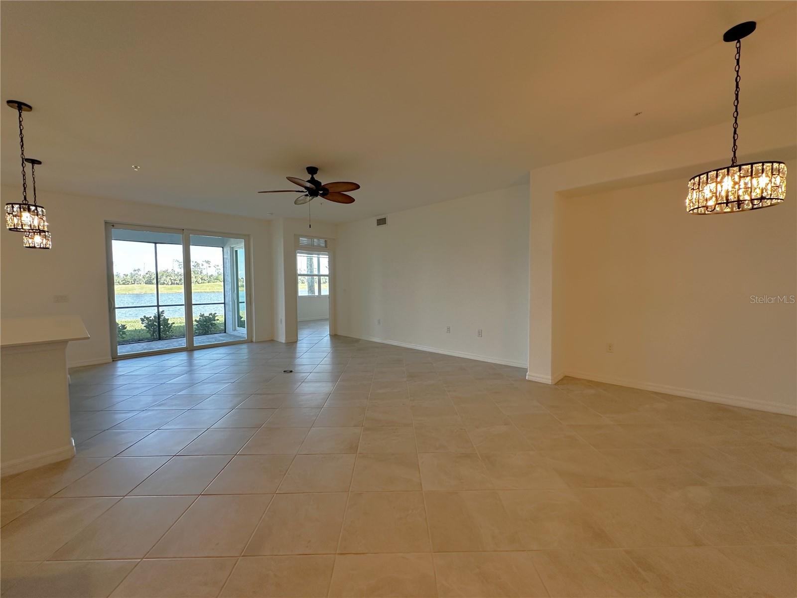 14149 POPPY FIELD LOOP #6012