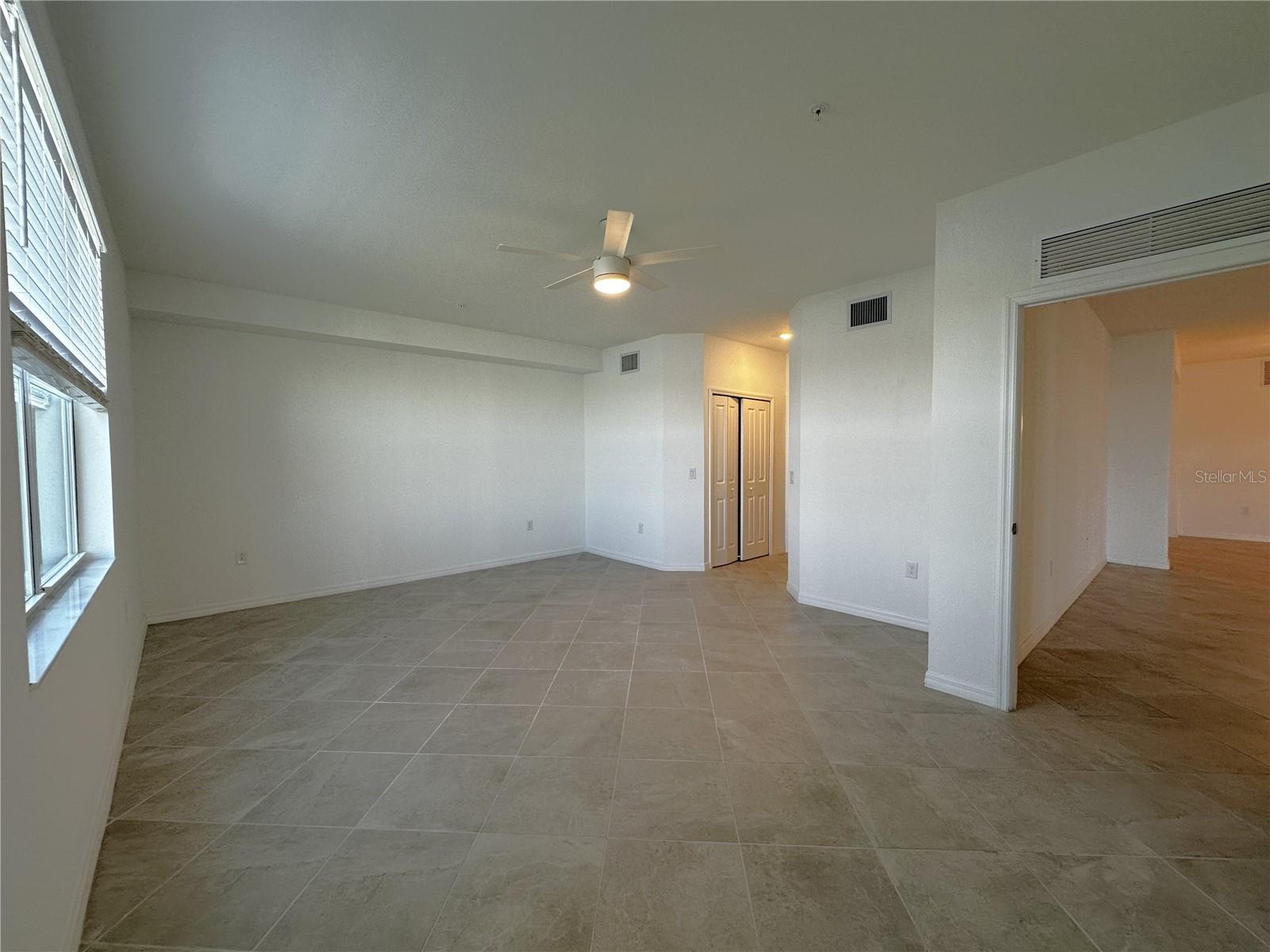 14149 POPPY FIELD LOOP #6012