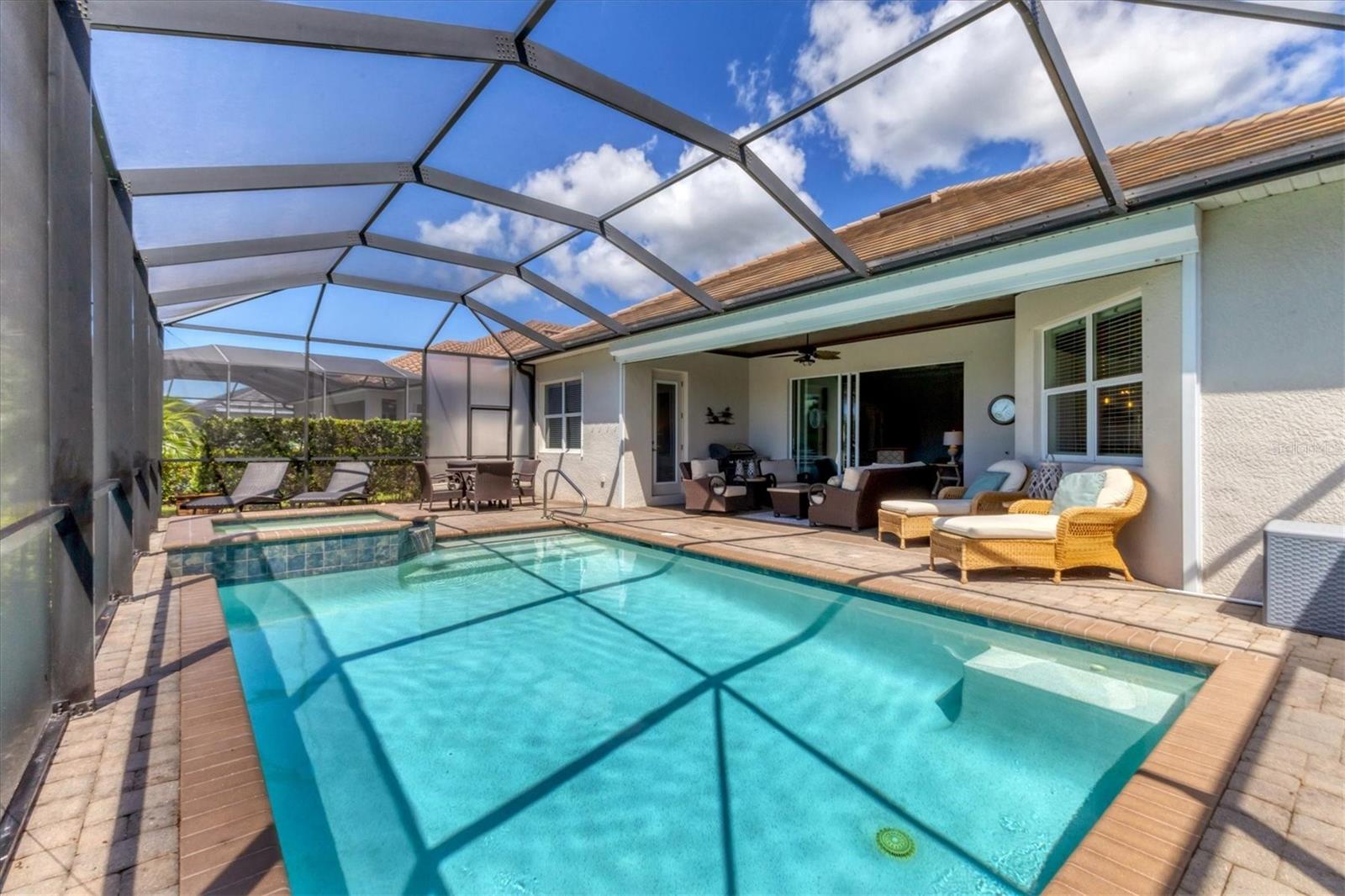 25121 GOLDEN FERN DR