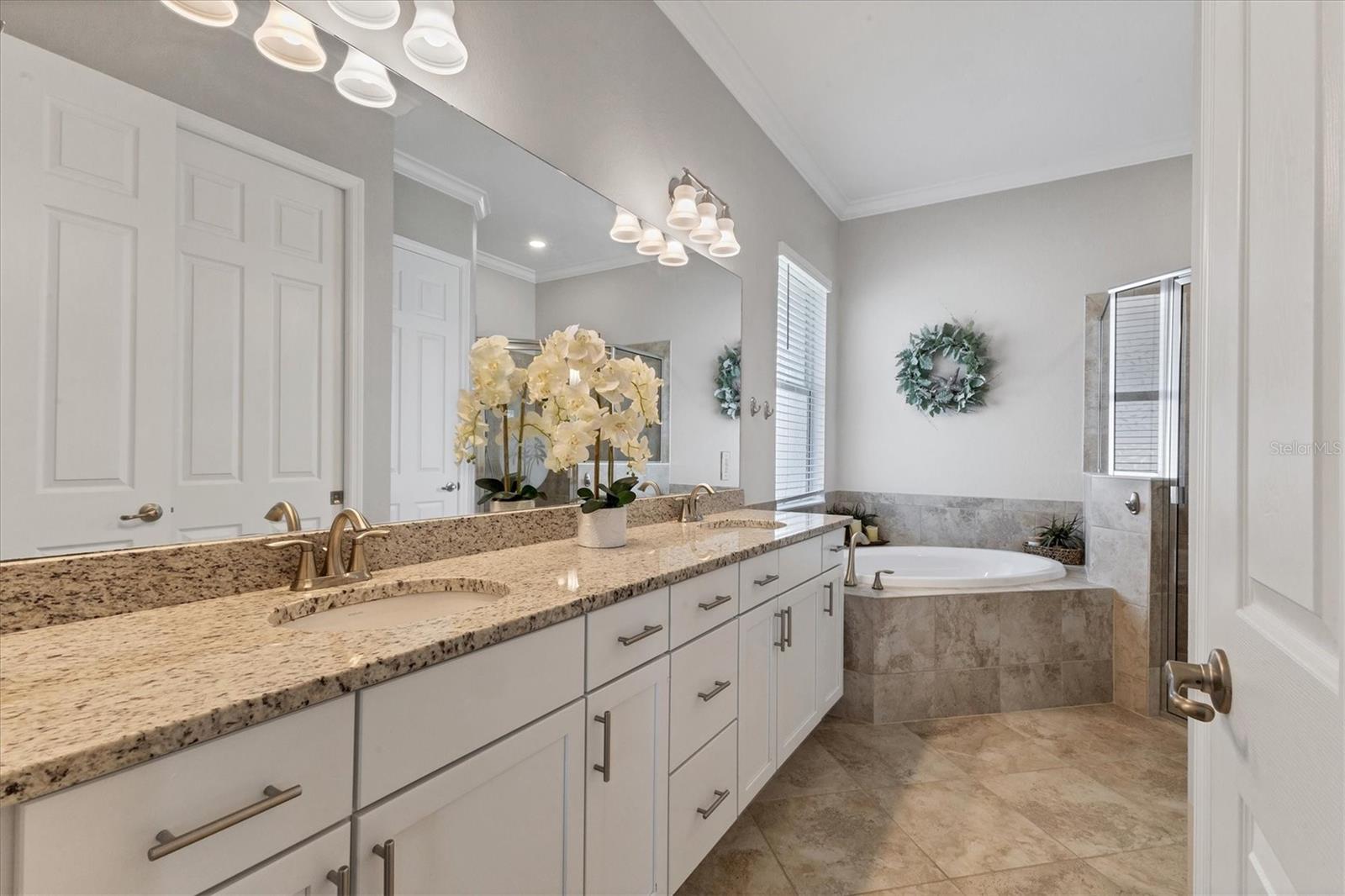 25121 GOLDEN FERN DR