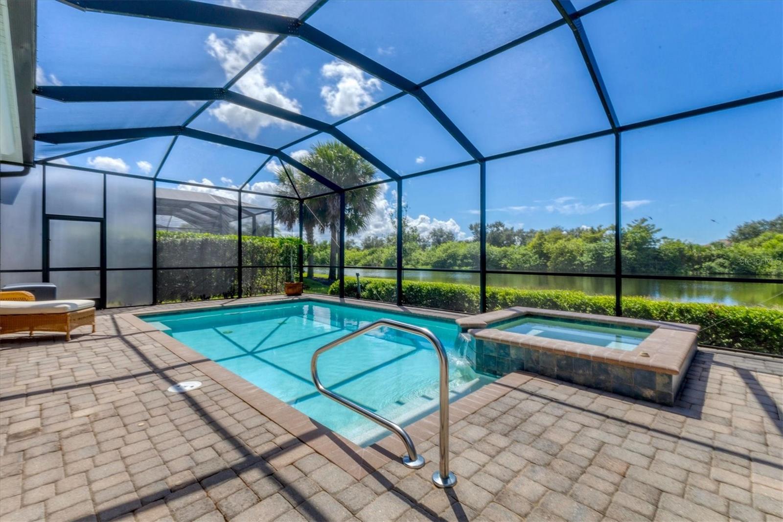 25121 GOLDEN FERN DR