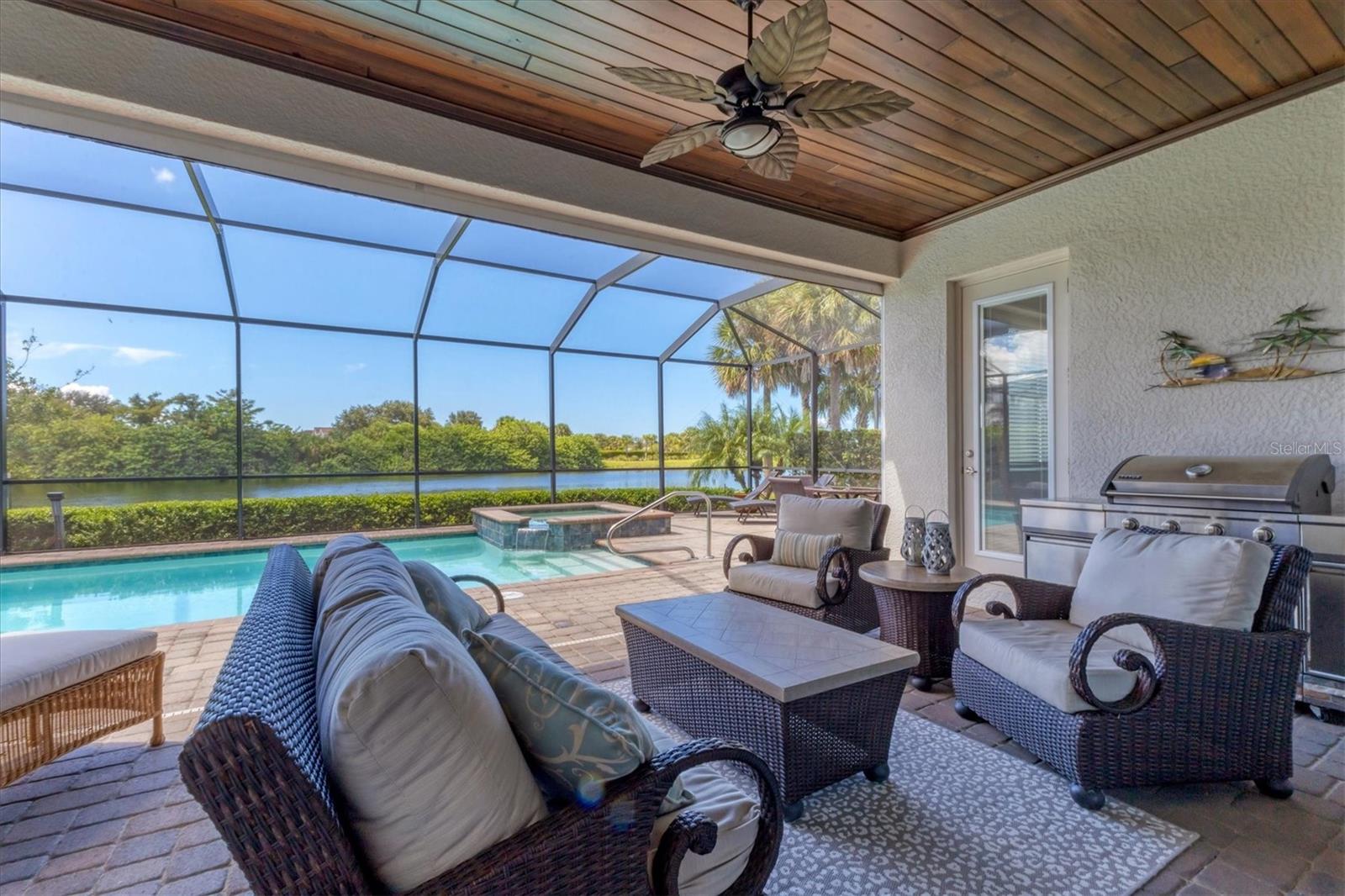 25121 GOLDEN FERN DR