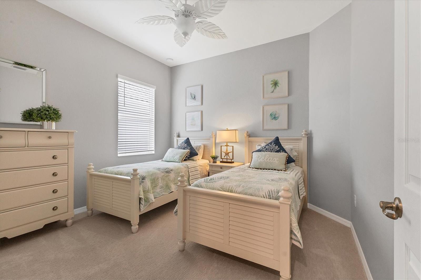 25121 GOLDEN FERN DR