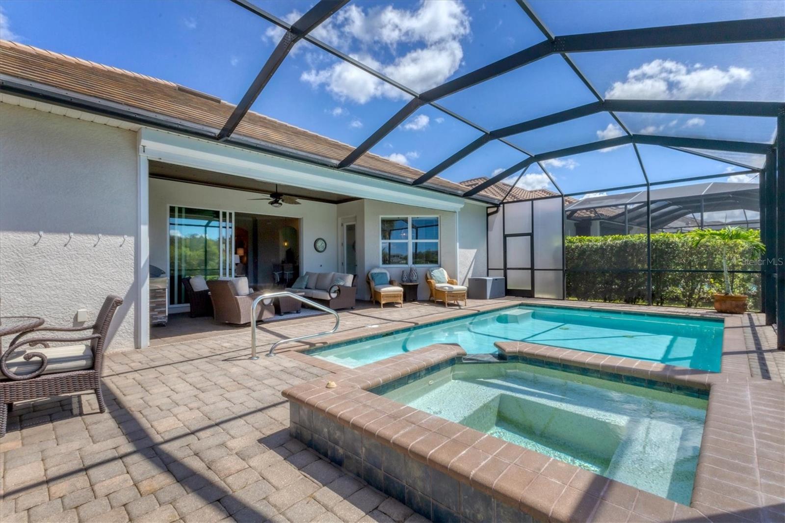 25121 GOLDEN FERN DR