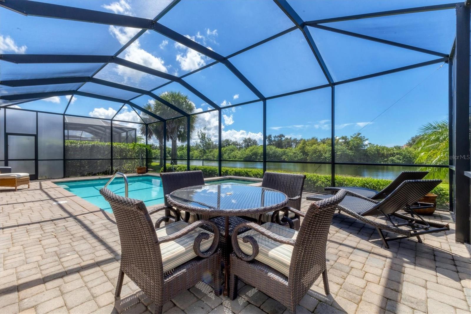 25121 GOLDEN FERN DR