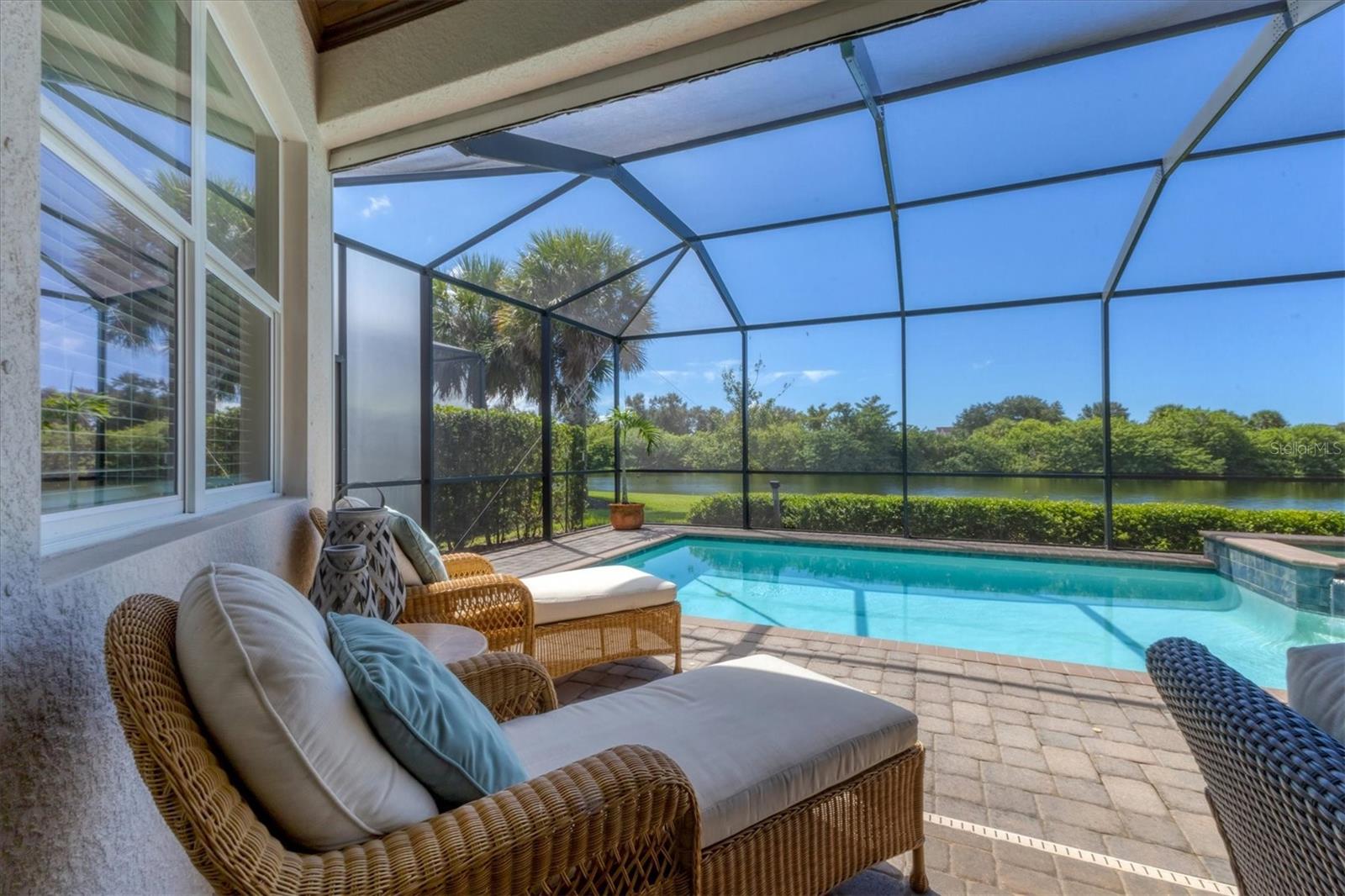 25121 GOLDEN FERN DR