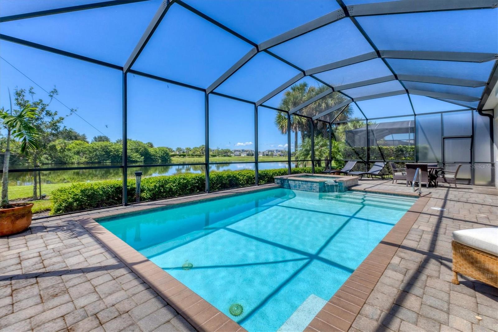 25121 GOLDEN FERN DR