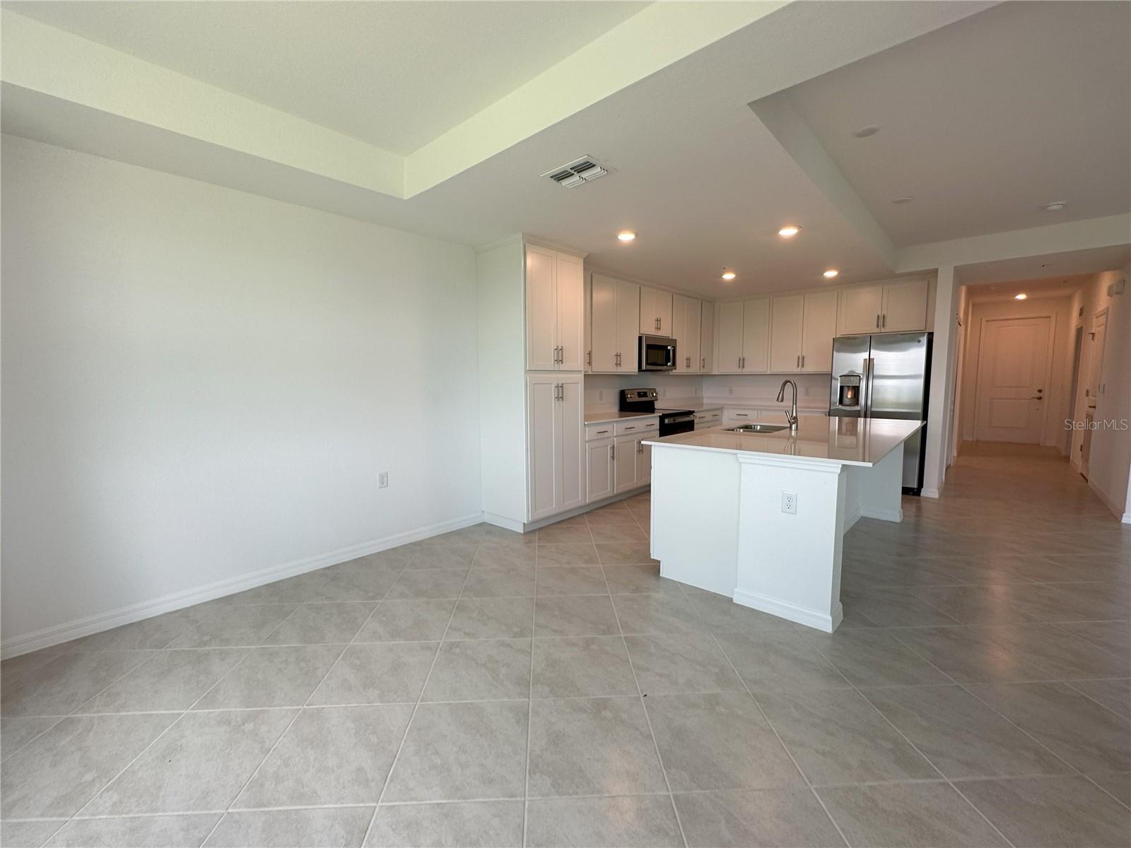 14131 HERITAGE LANDING BLVD #822