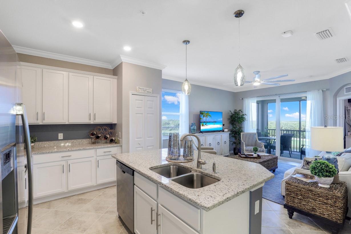 14071 HERITAGE LANDING BLVD #331