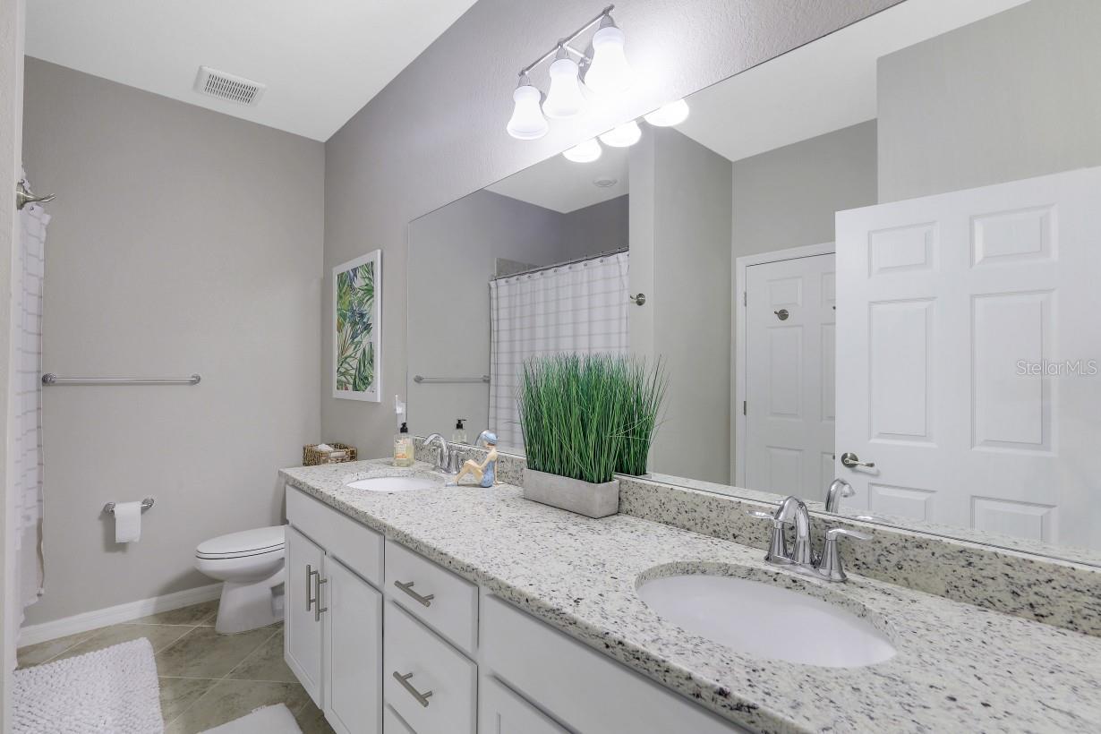 14071 HERITAGE LANDING BLVD #331