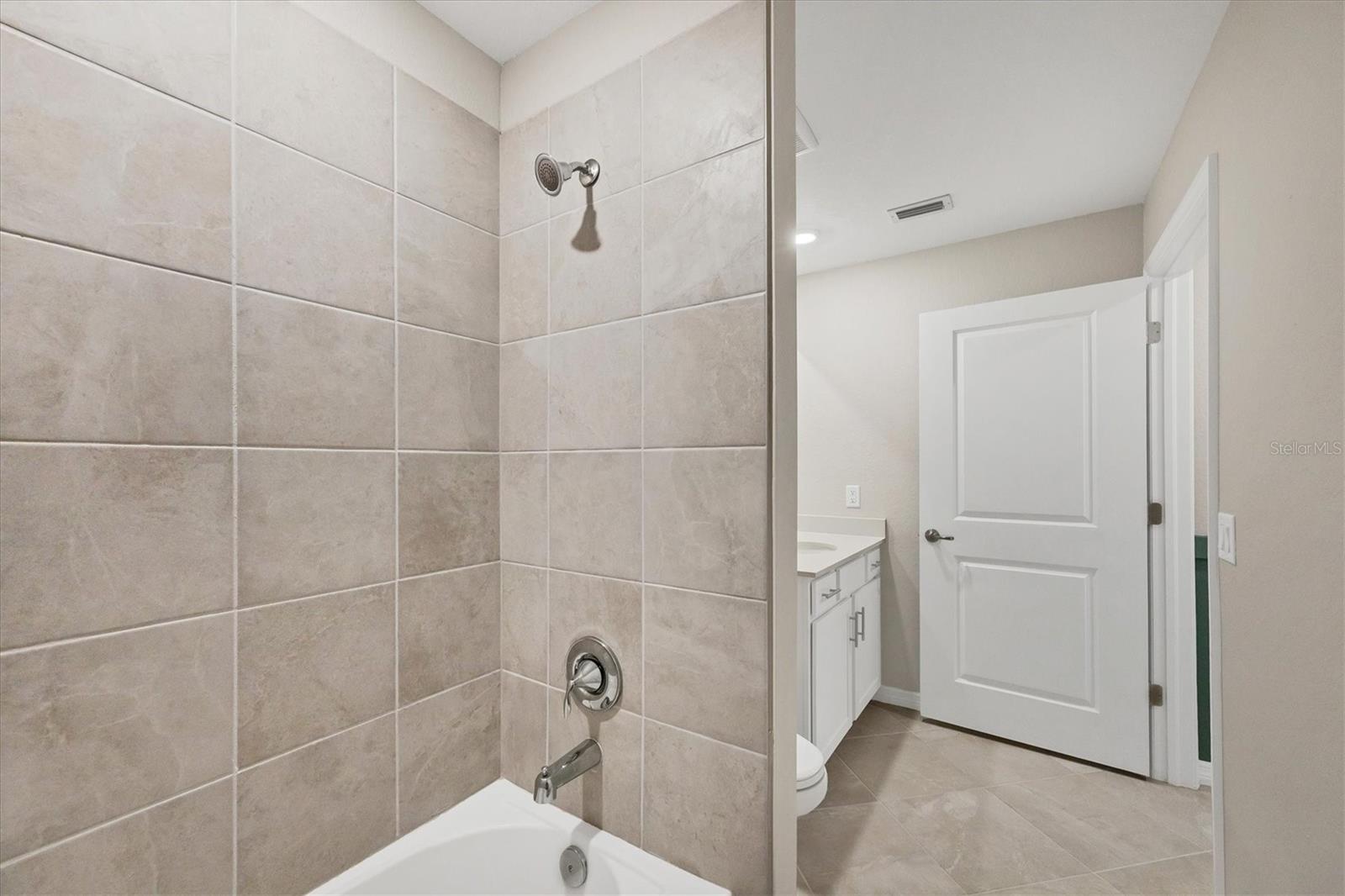 14191 HERITAGE LANDING BLVD #1215