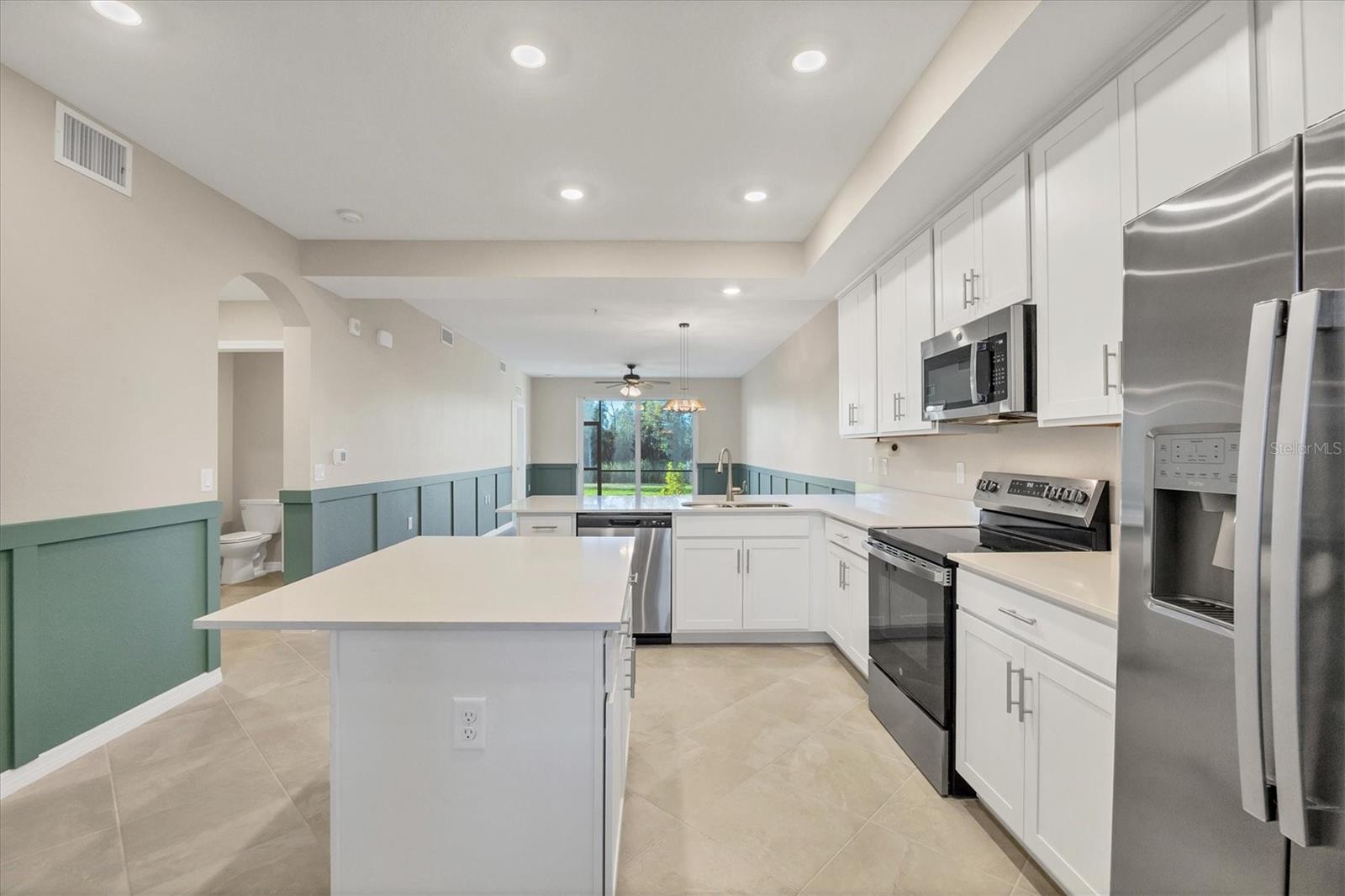 14191 HERITAGE LANDING BLVD #1215