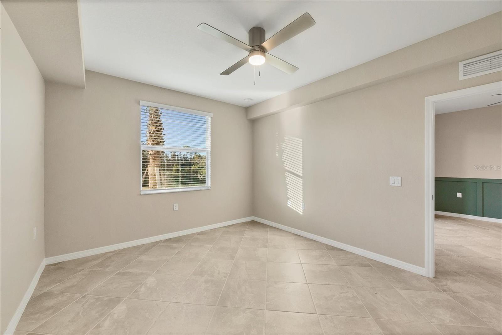 14191 HERITAGE LANDING BLVD #1215