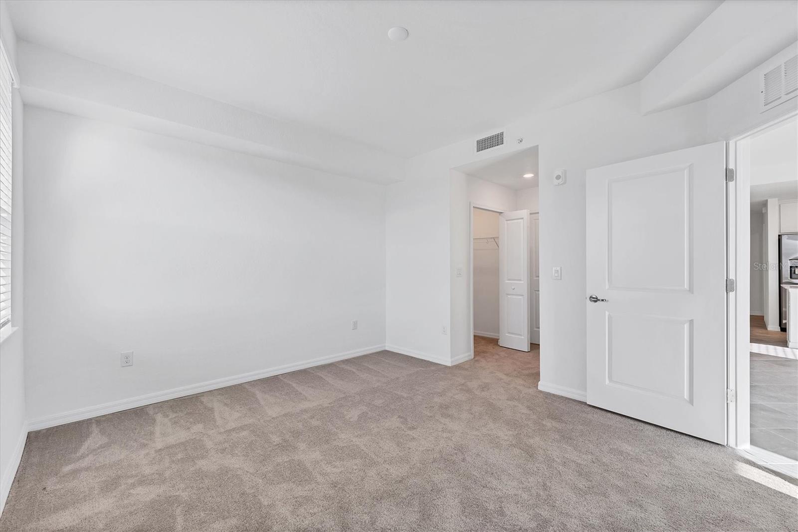 12240 WELLEN GOLF ST #201