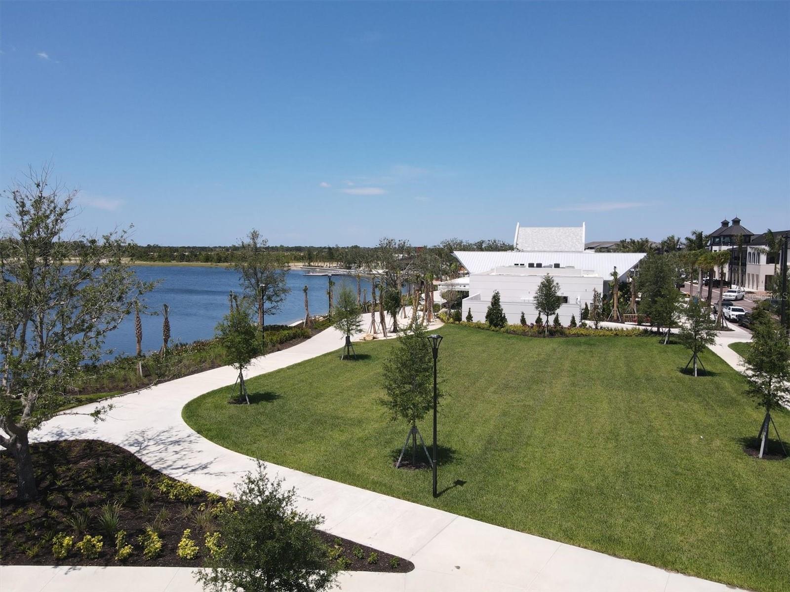 12240 WELLEN GOLF ST #201