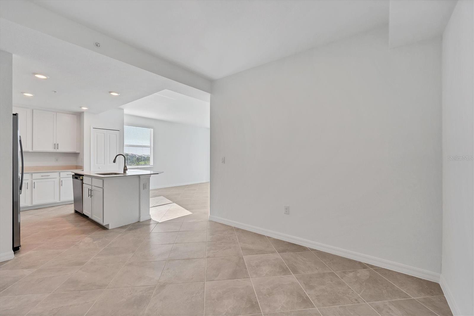 12240 WELLEN GOLF ST #201