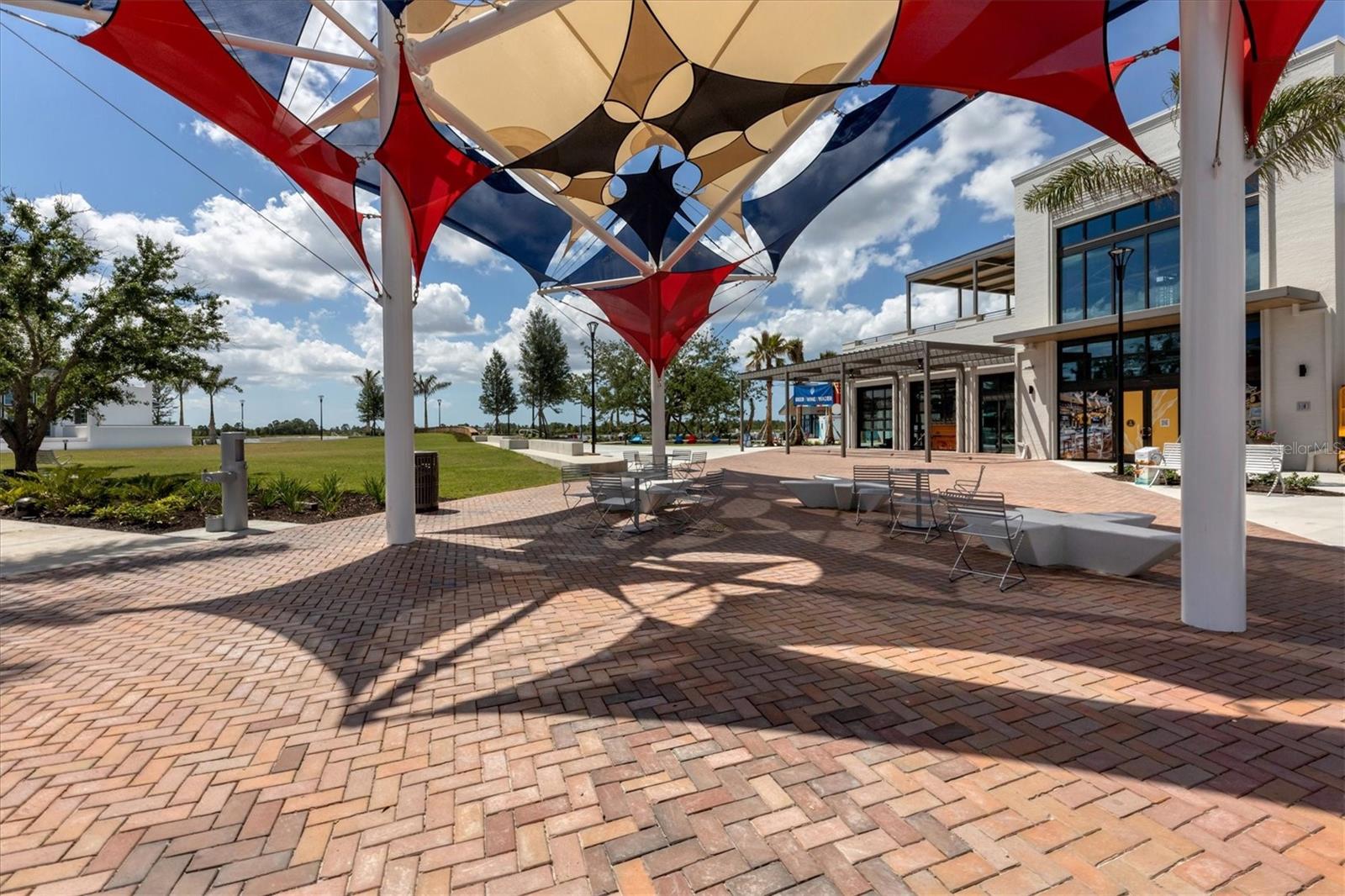 12240 WELLEN GOLF ST #201