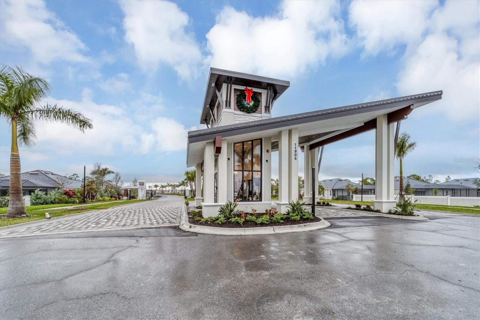 12240 WELLEN GOLF ST #201