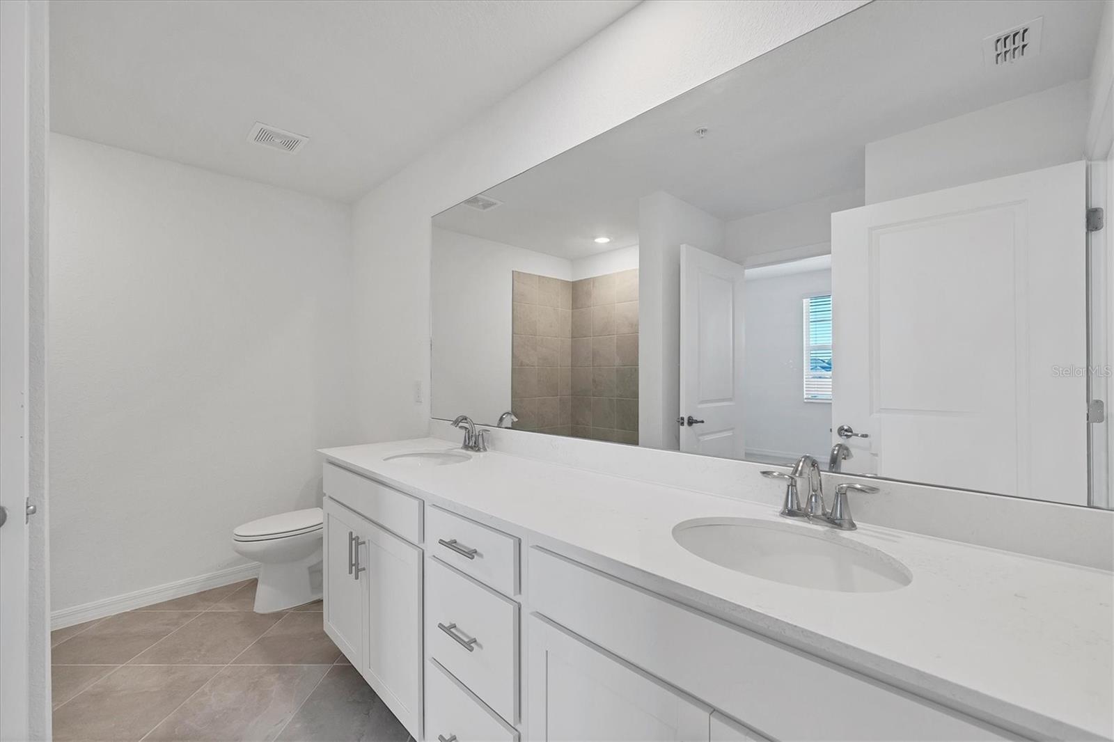 12240 WELLEN GOLF ST #201