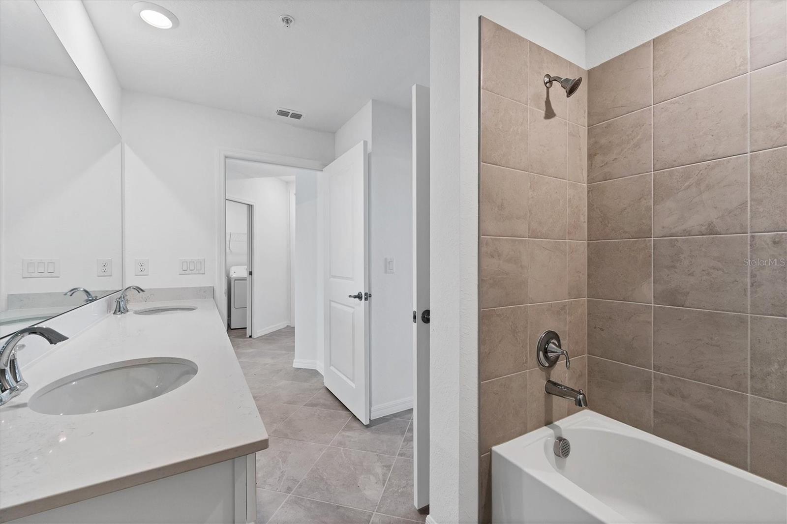 12240 WELLEN GOLF ST #201