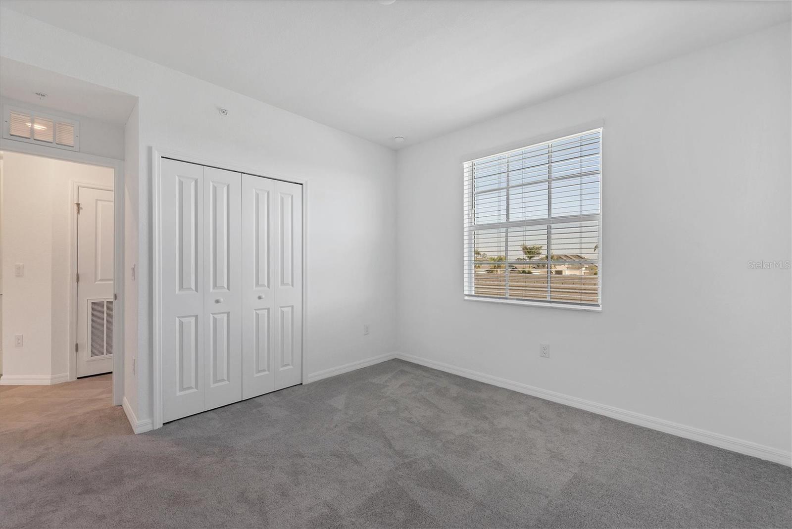 12240 WELLEN GOLF ST #201