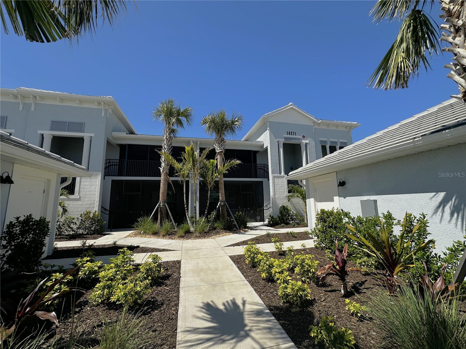 14271 HERITAGE LANDING BLVD #1525