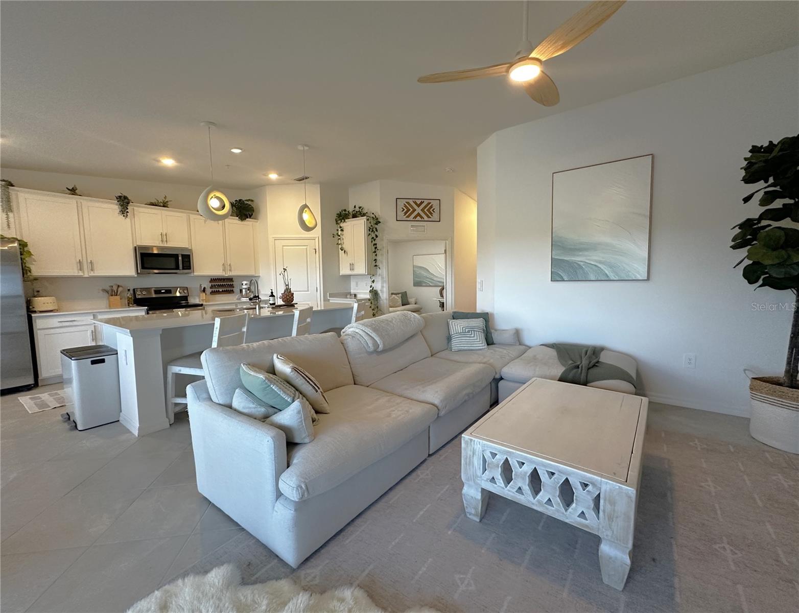 14271 HERITAGE LANDING BLVD #1525