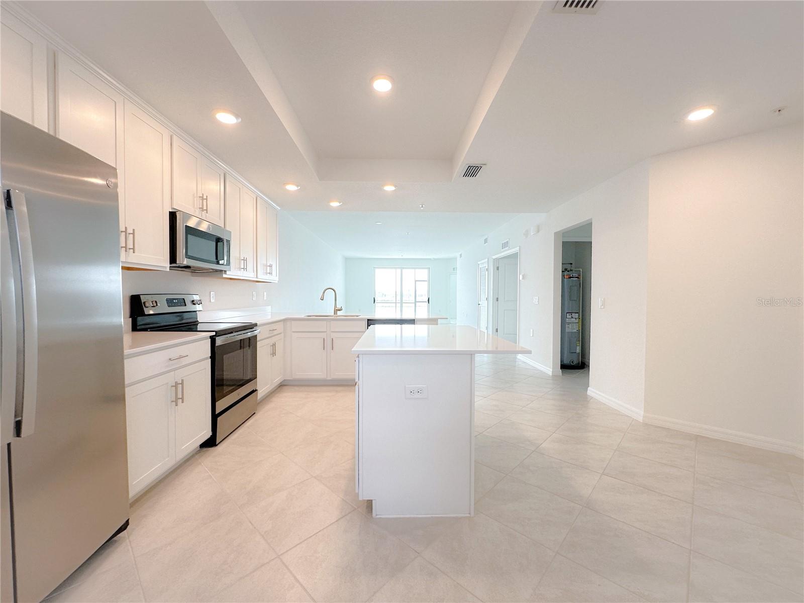 14204 HERITAGE LANDING BLVD #718