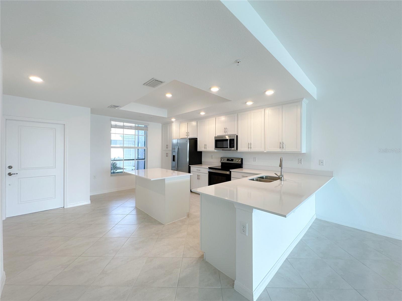 14204 HERITAGE LANDING BLVD #718