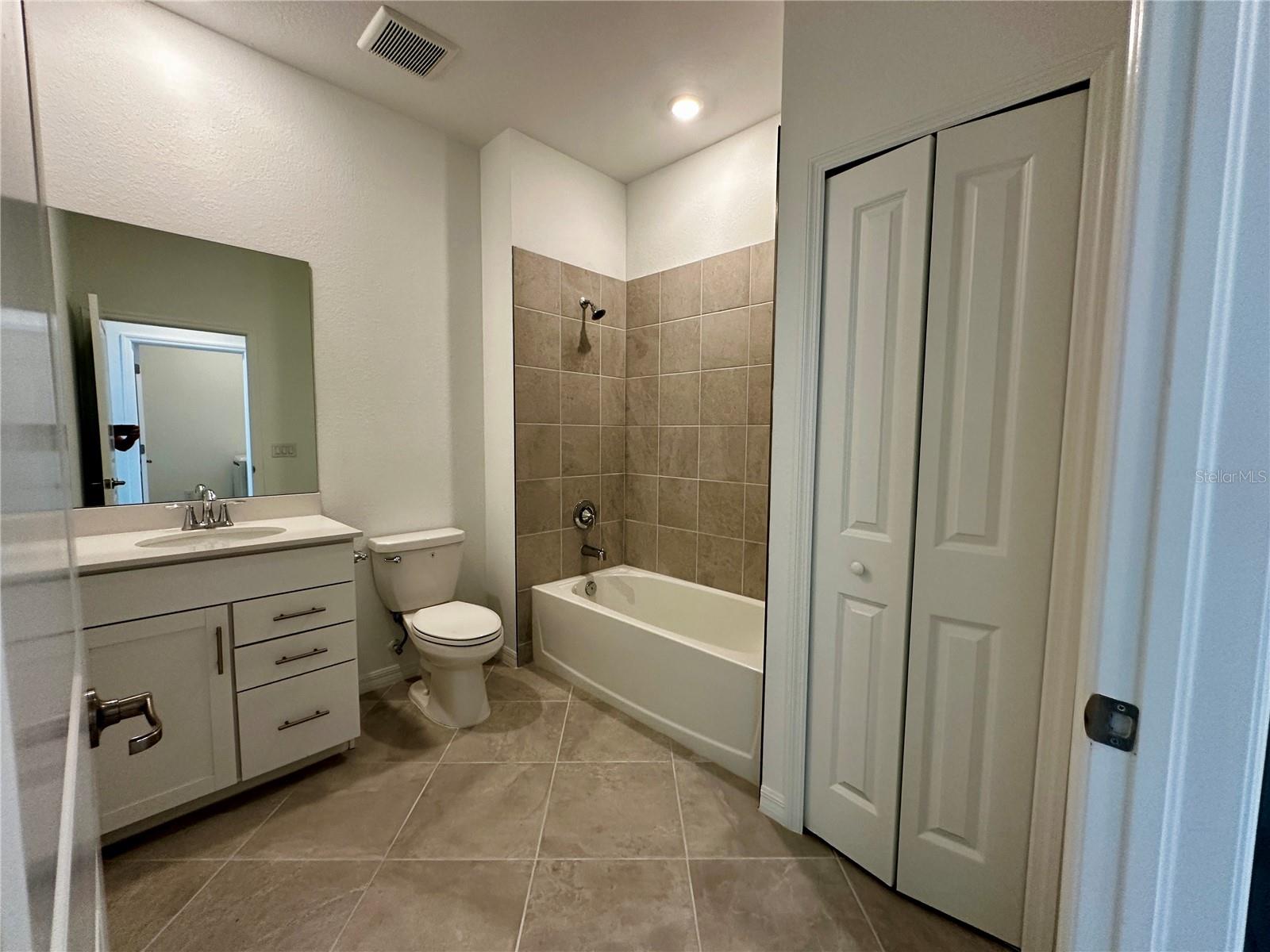 14174 POPPY FIELD LOOP #4721