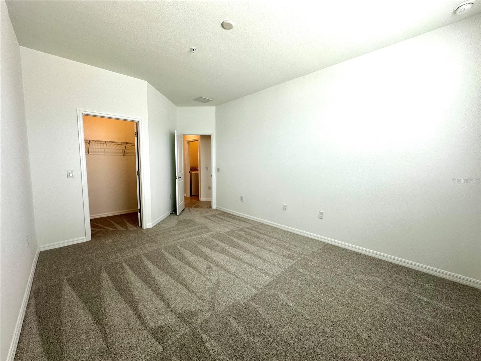 14174 POPPY FIELD LOOP #4721