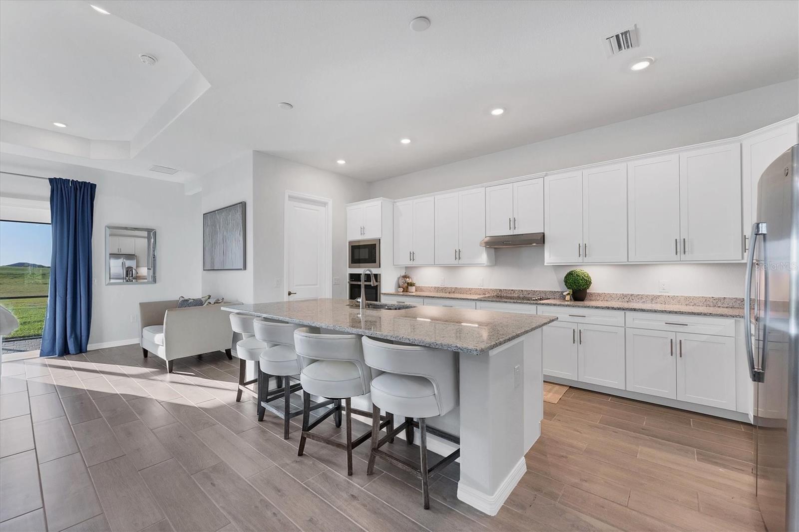 14381 HERITAGE LANDING BLVD