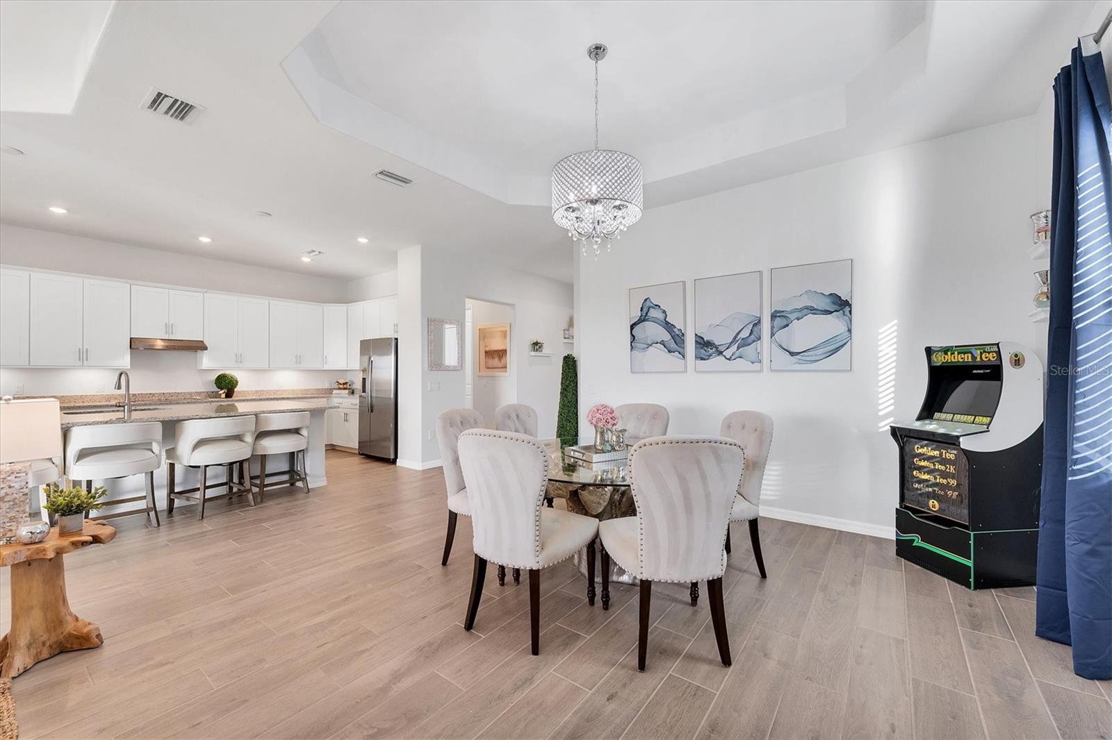 14381 HERITAGE LANDING BLVD